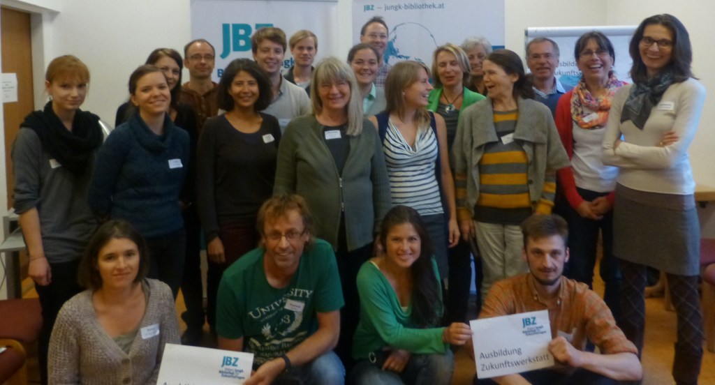 TeilnehmerInnen der Zukunftswerkstätten-Ausbildung 2013